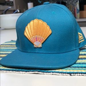 OahuGear Turquoise Blue Sunrise Shell Hat